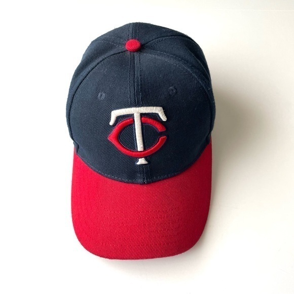Twins Baseball Hat Blue Red - Picture 1 of 8